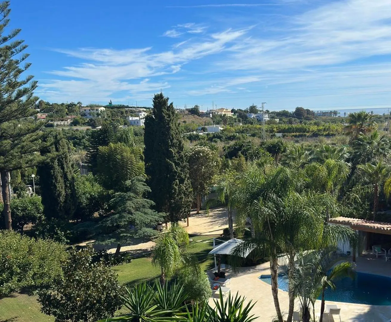 La Pina Verde Estepona Pensión