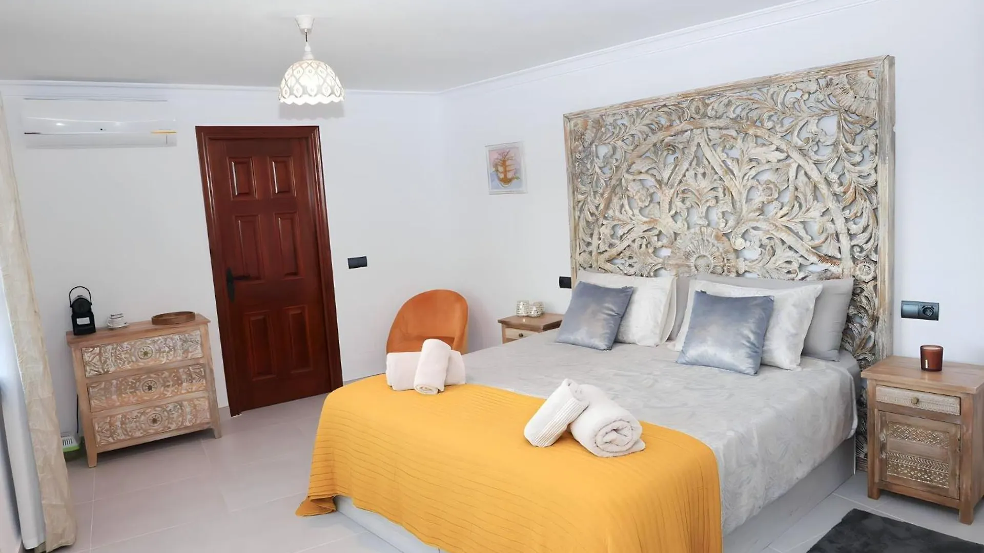 La Pina Verde Estepona Pensión